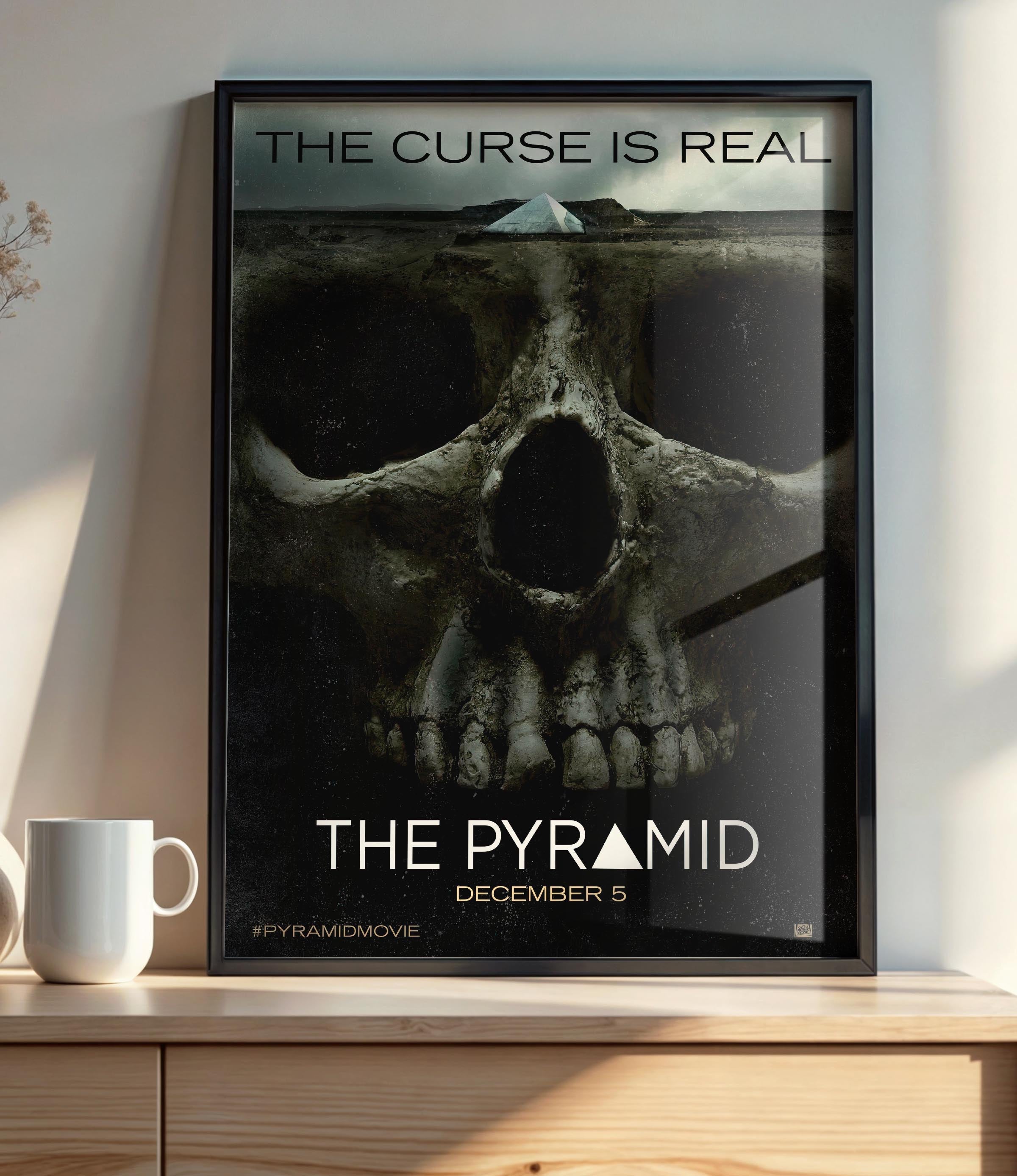 The Pyramid  (2014) C - POSTER