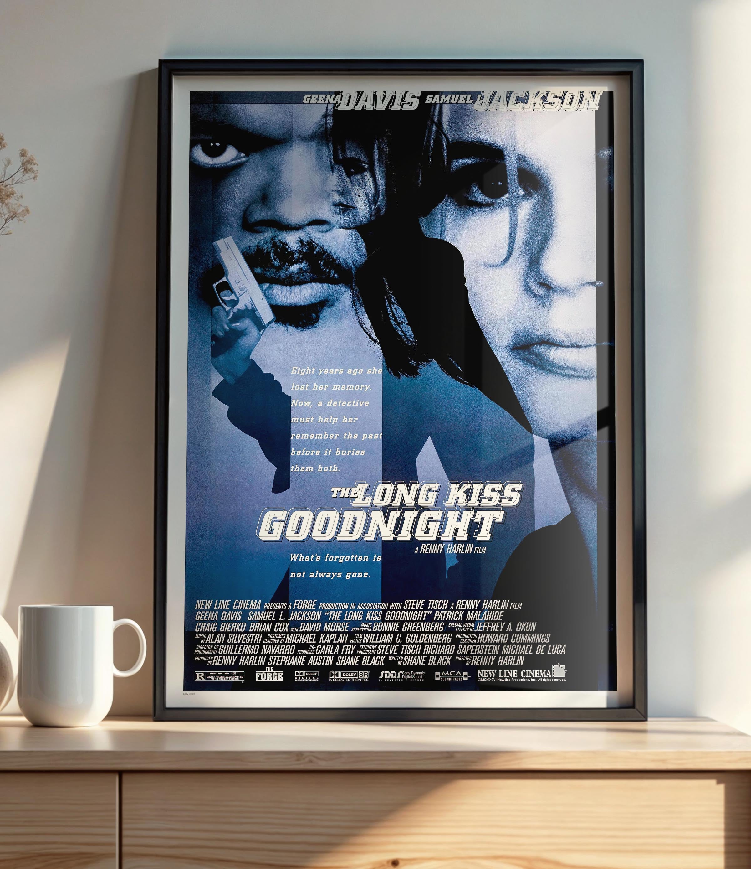 The Long Kiss Goodnight (1996) - POSTER