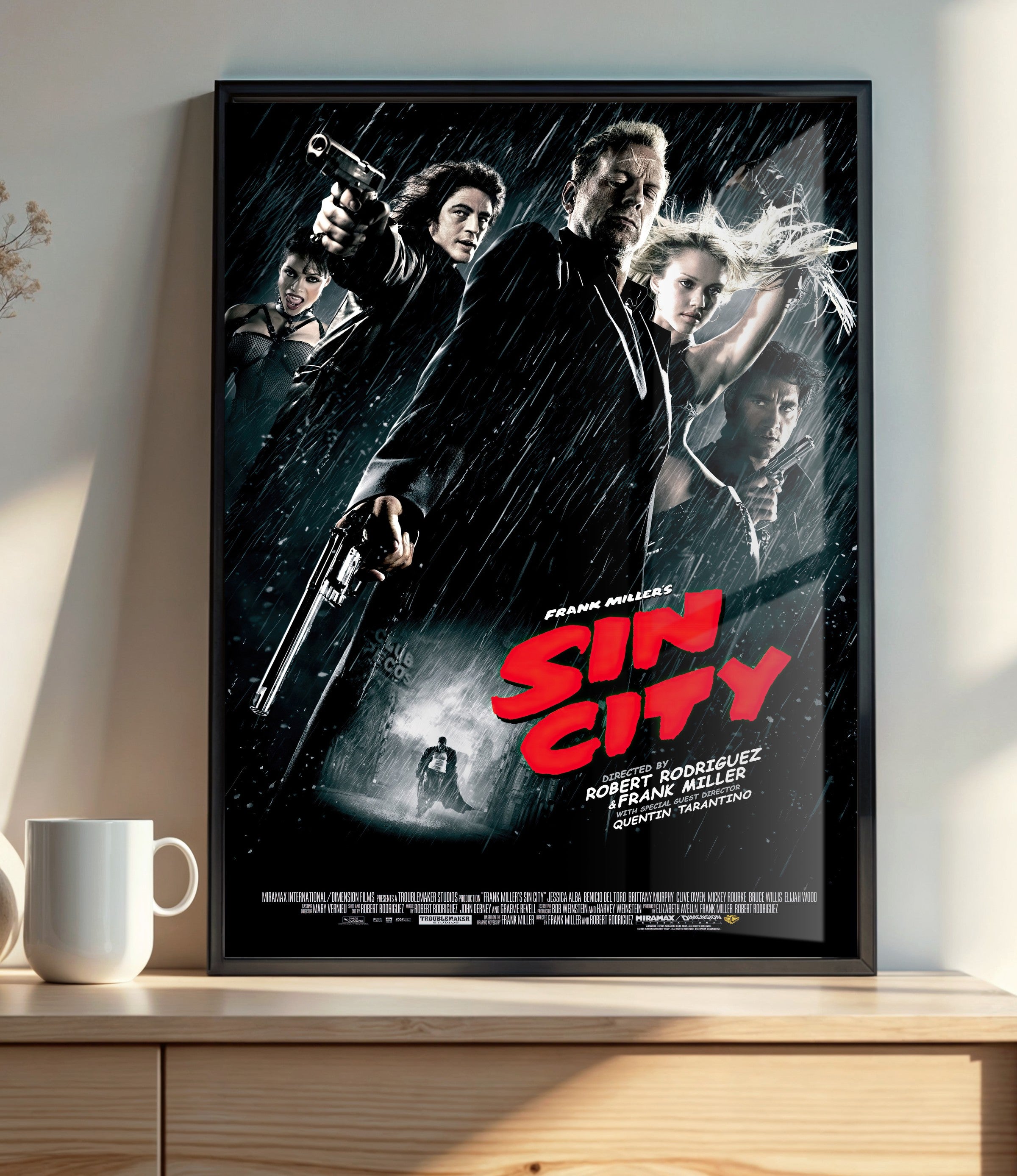 Sin City (2005)